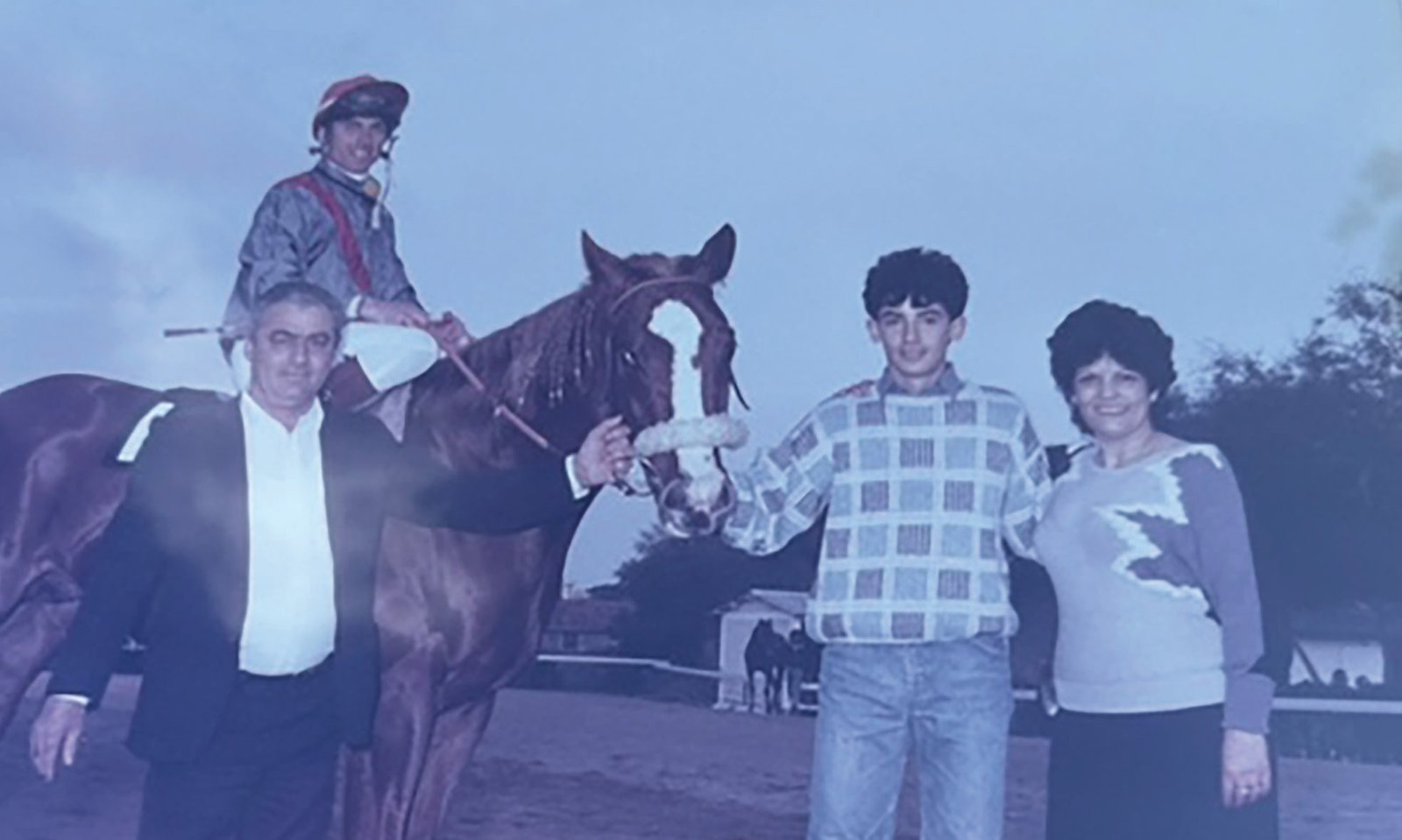 Επιχορηγημένη Ανδρέα Χατζημηνά την Τετάρτη 16 Οκτωβρίου 1 web andreas cadjiminas giorgos cadjiminas eva hadjimina Ierax 1986 bnw