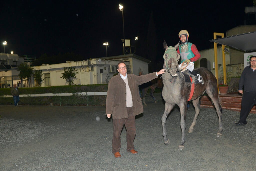 QUEEN RIANA 4.12.24_STK6100