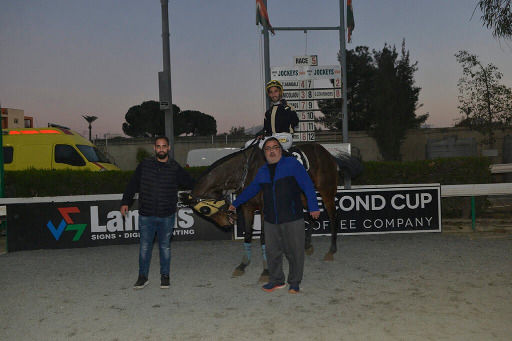 PATH OF GOLD_STK7702