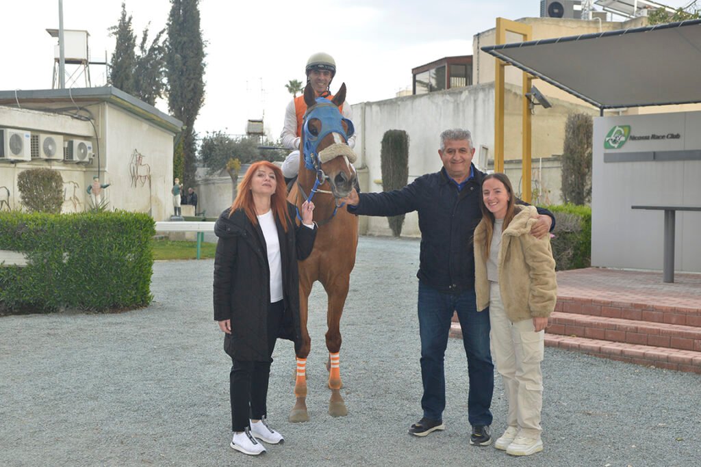 THEOFILOS 26.2.25_STK9216