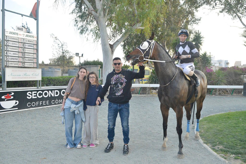 6_MIKROS SPIROS_STK2364