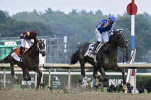 Ο Sovereignty κατακτά το Belmont Stakes.