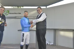 ΙΠΠΟΔΡΟΜΟΣ ΚΥΠΡΟΣ / IPPODROMOS KYPROS ΙΠΠΟΔΡΟΜΟΣ ΚΥΠΡΟΣ / IPPODROMOS KYPROS ΛΕΩΚΡΑΤΗΣ - ΚΥΠΕΛΛΟ 2000 ΓΚΙΝΕΩΝ - 19/10/2025