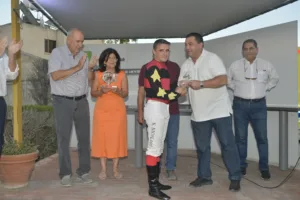 ΙΠΠΟΔΡΟΜΟΣ ΚΥΠΡΟΣ / IPPODROMOS KYPROS